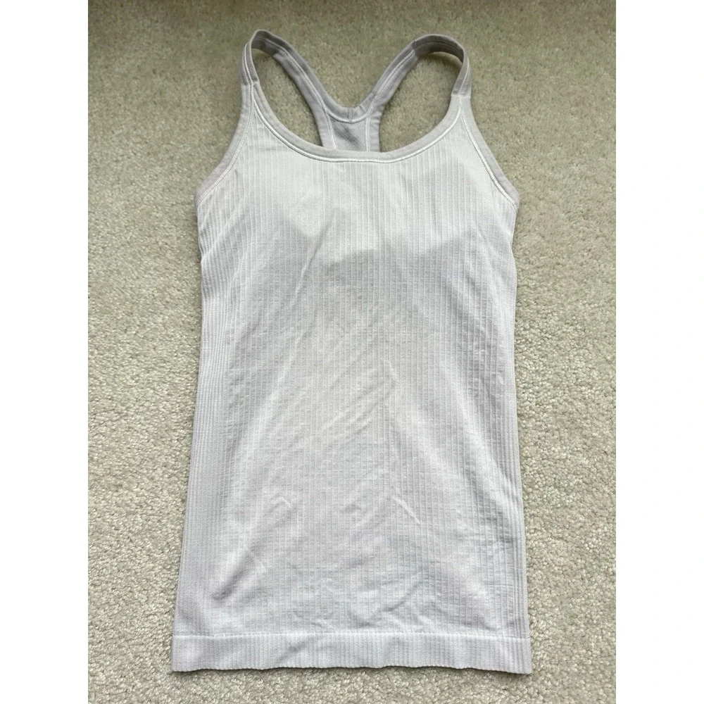 Lululemon Women's Athletic Lot Size 2 Fast Free Shorts Tank Black Ribbed White